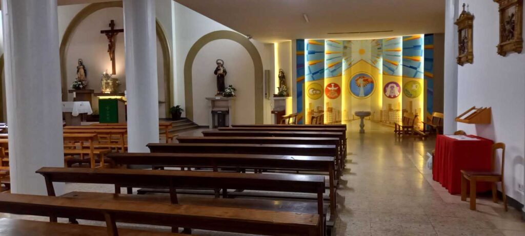 Iglesia-del-Carmen-Castros_Baptisterio_Pablo-Outon