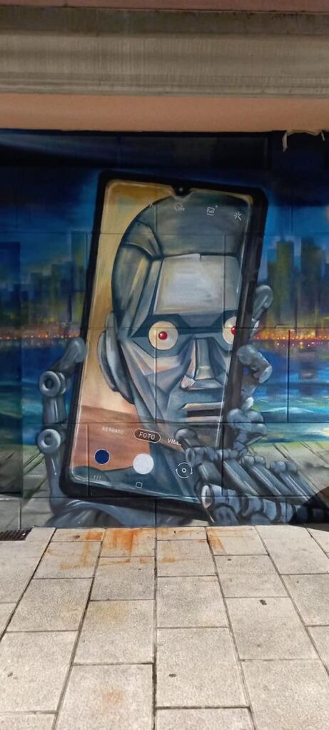 Cultiagro Manhattan Laracha mural graffiti_Selfie-Vanitas_Outon detalle Robot